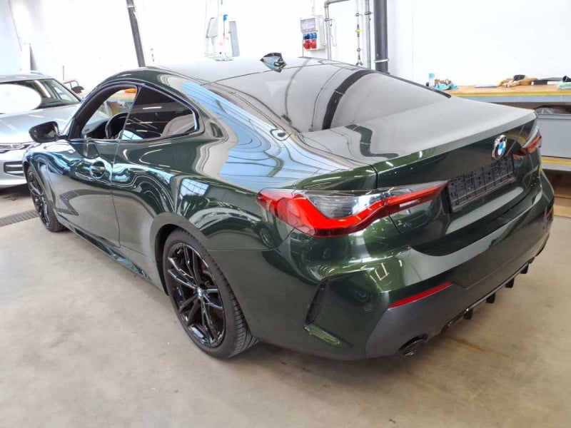 BMW 430i Coupe photo