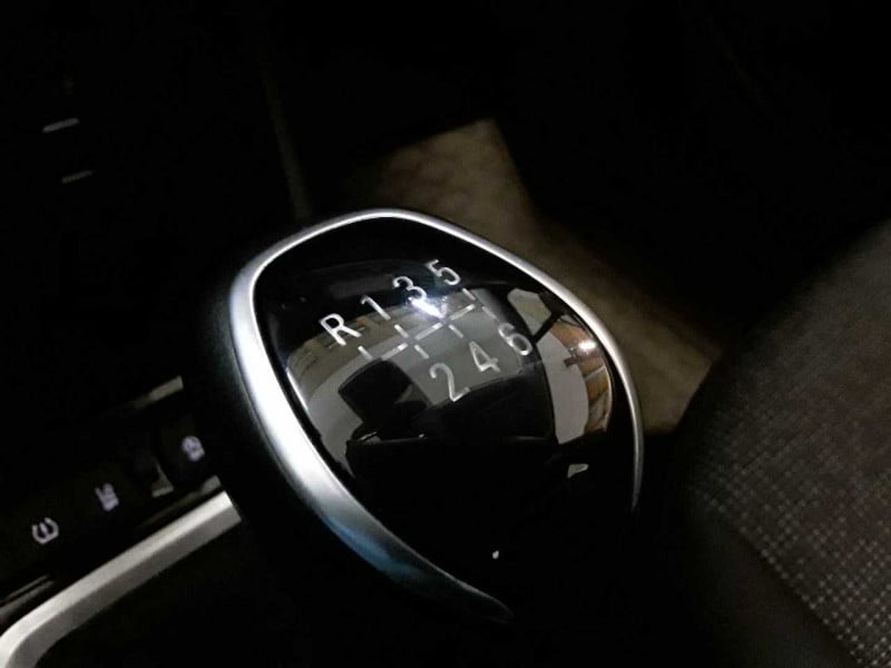 Opel Crossland photo