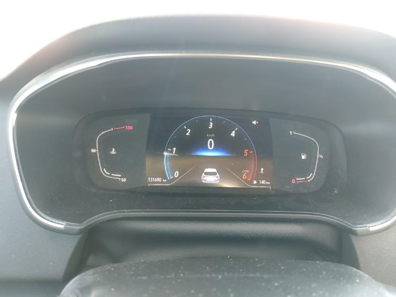 Renault Megane IV Grandtour photo