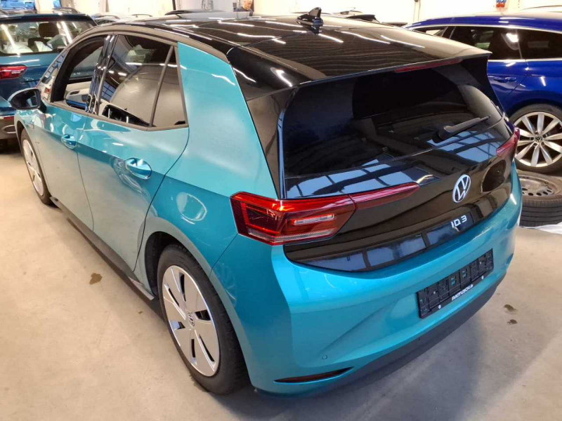 Volkswagen ID.3 photo