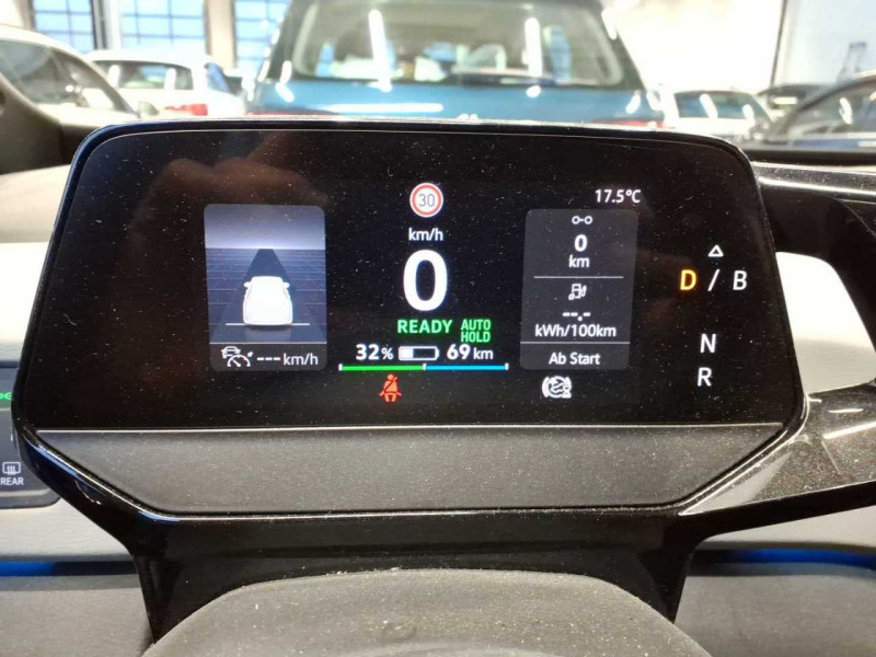 Volkswagen ID.3 photo