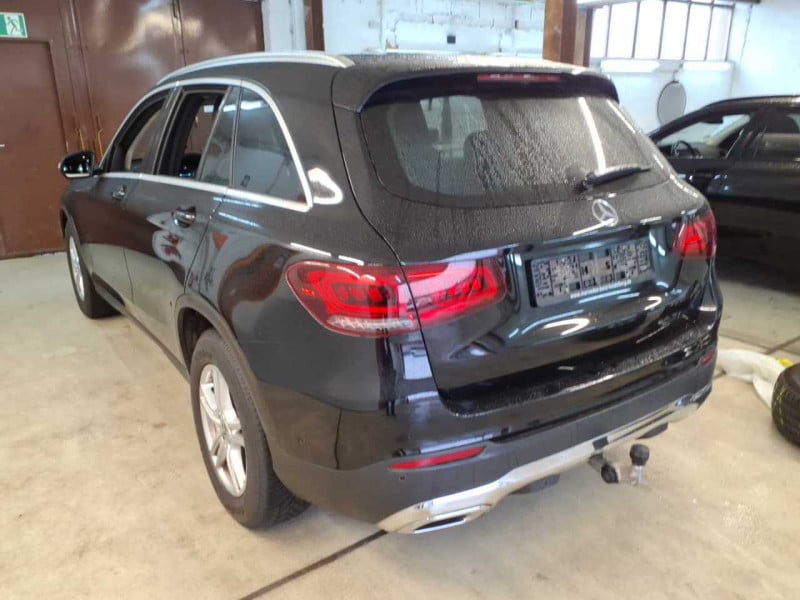 Mercedes-Benz GLC 200d photo