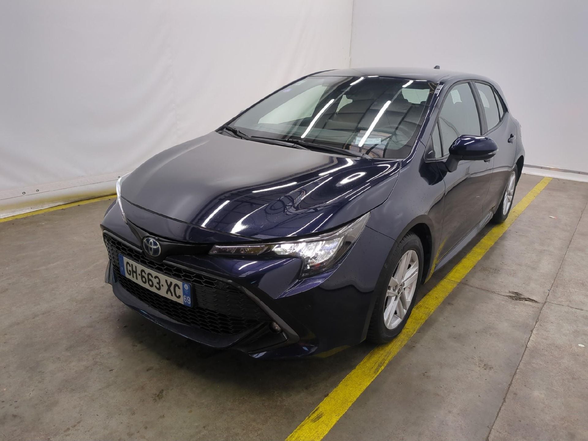 TOYOTA Corolla / 2018 / 5P / Berline Hybride 122h Dynamic Business Beyond Zer