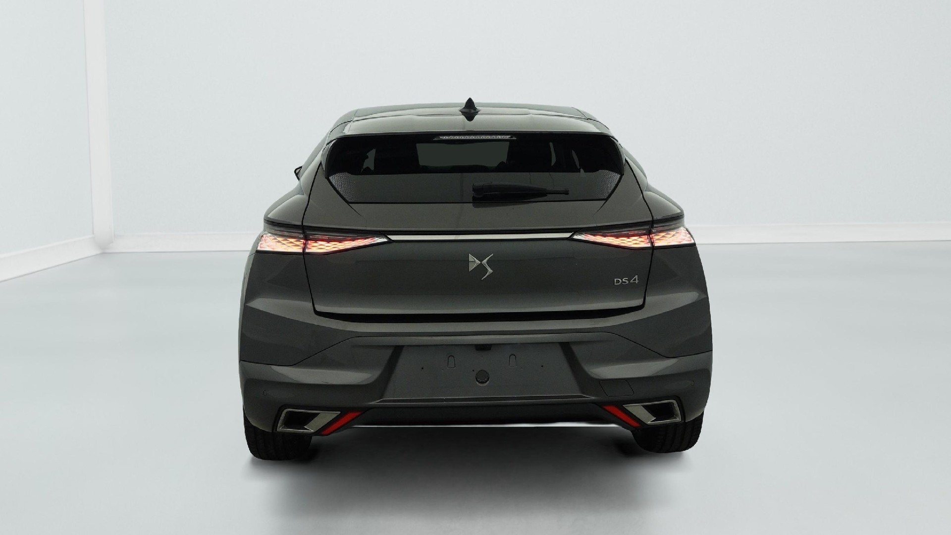DS DS4 PureTech 130 EAT8 Rivoli photo