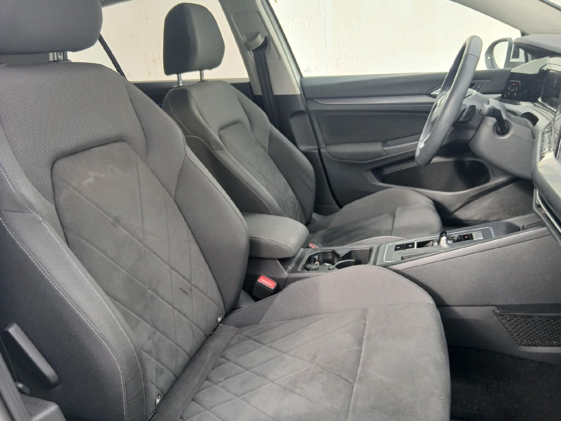 VOLKSWAGEN Golf / 2020 / 5P / berlina con portón Style 1.5 eTSI 110kW (150CV) DSG photo