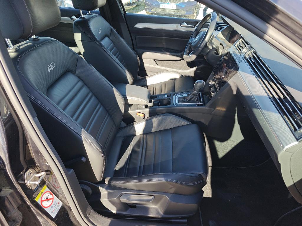 VOLKSWAGEN Passat / 2014 / 5P / familiar Sport 2.0 TDI 140kW (190CV) DSG Variant photo