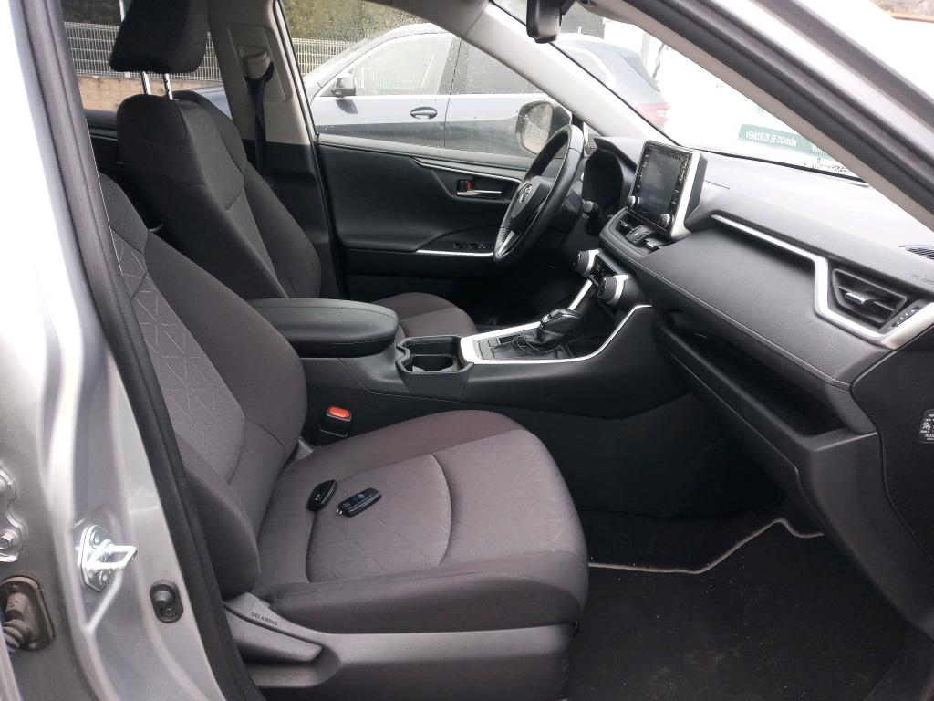 TOYOTA Rav4 / 2018 / 5P / todoterreno 2.5l 220H Advance photo