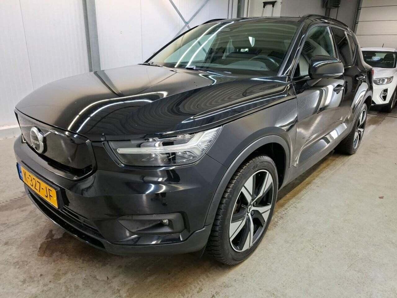 VOLVO XC40 Recharge P8 AWD RDes