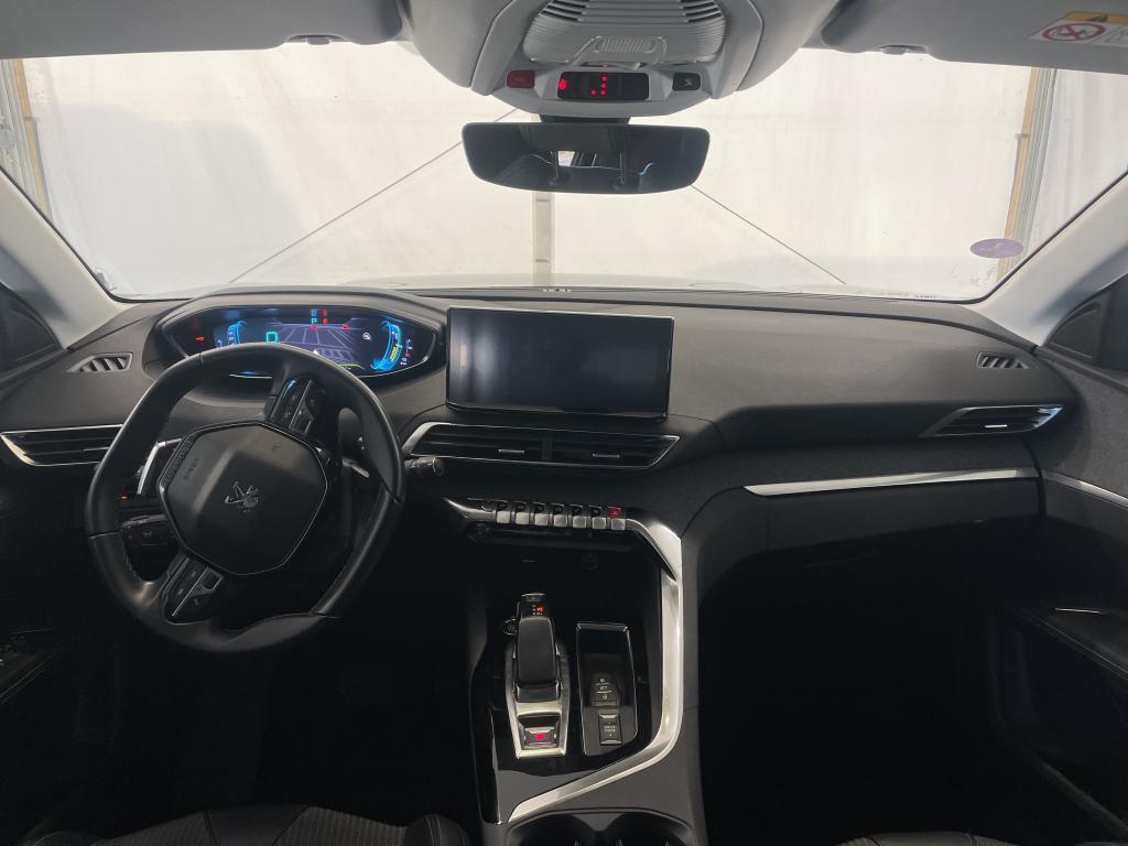 PEUGEOT 3008 / 2020 / 5P / SUV 1.6 HYBRID 225 E-EAT8 Allure Pack photo