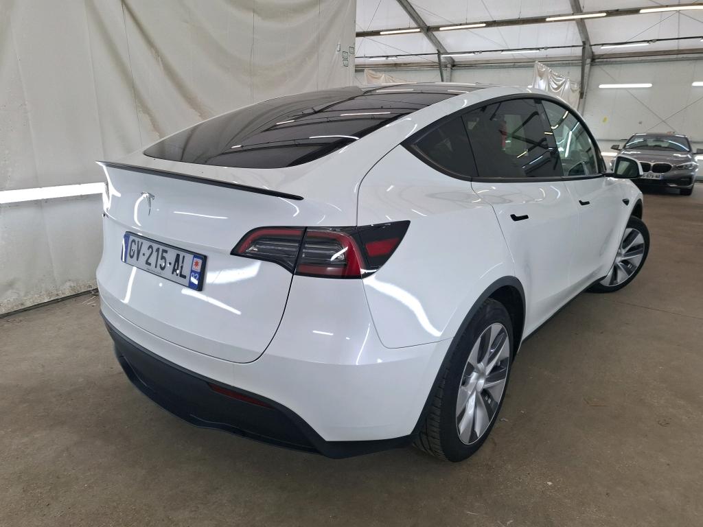 TESLA Model Y / 2021 / 5P / SUV RWD photo