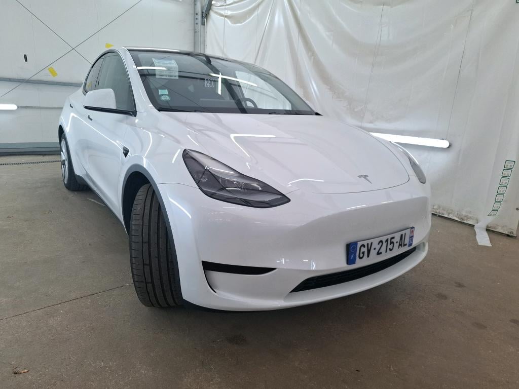 TESLA Model Y / 2021 / 5P / SUV RWD photo