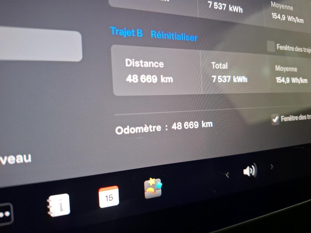 TESLA Model Y / 2021 / 5P / SUV RWD photo