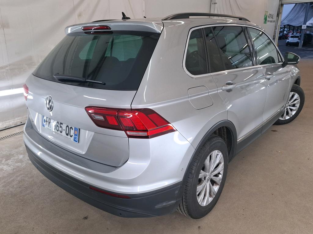 VOLKSWAGEN Tiguan / 2016 / 5P / SUV 2.0 TDI 150 DSG7 Confortline Business photo