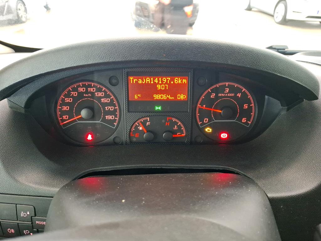 CITROEN Jumper VU 4p Fourgon 33 L2H2 BlueHDi 130 S&S BVM6 Business photo