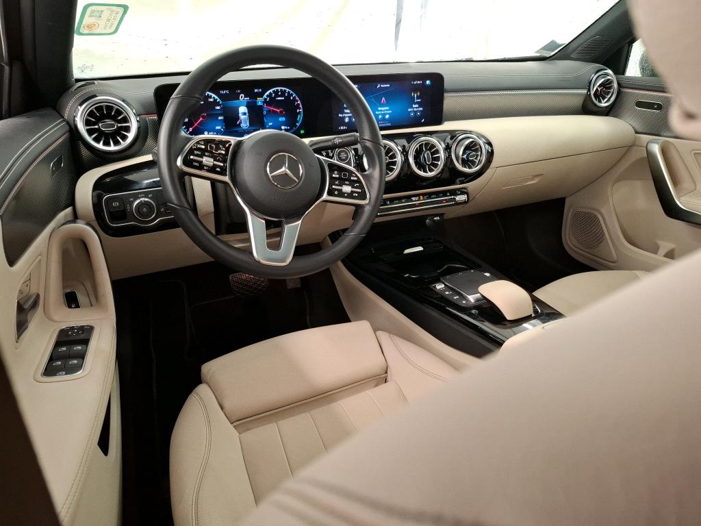 MERCEDES-BENZ Classe A Compact / 2018 / 5P / Berline A 250 e Progressive Line 8G-DCT photo