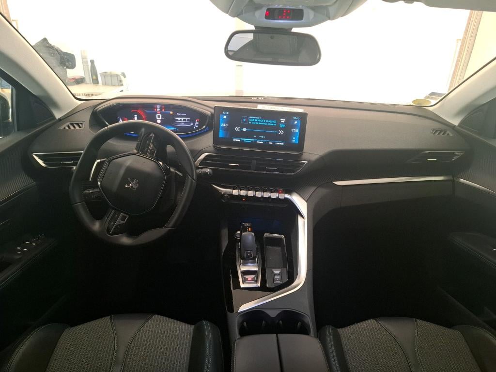 5008 Allure 1.5 HDi 130CV BVA8 7 Sieges E6d photo