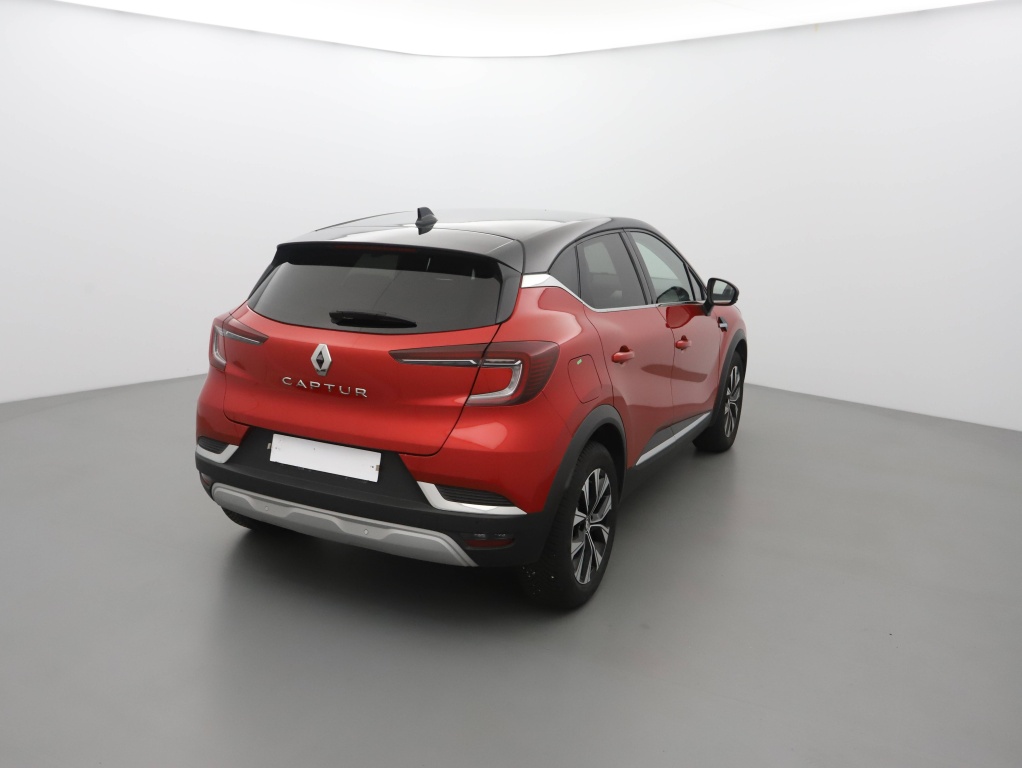 Renault Captur Techno 1.0L TCe 90 photo