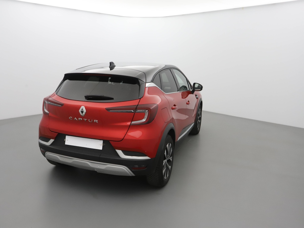 Renault Captur Techno 1.0L TCe 90 photo