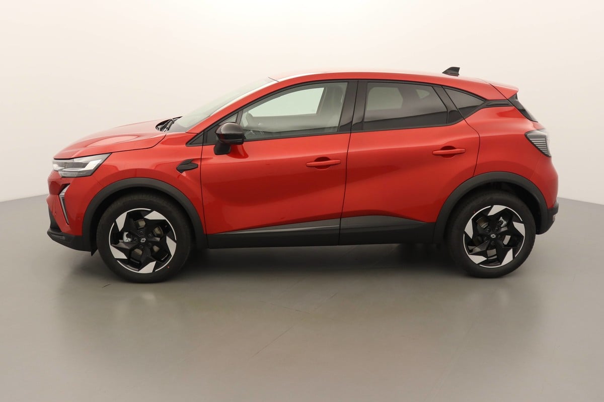 Renault Captur Techno TCe 90 photo