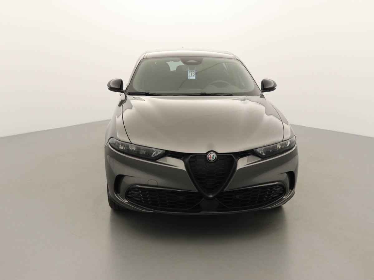 Alfa Romeo Tonale Sprint 1.3 Plug-in Hybrid Gasoline 193hp photo