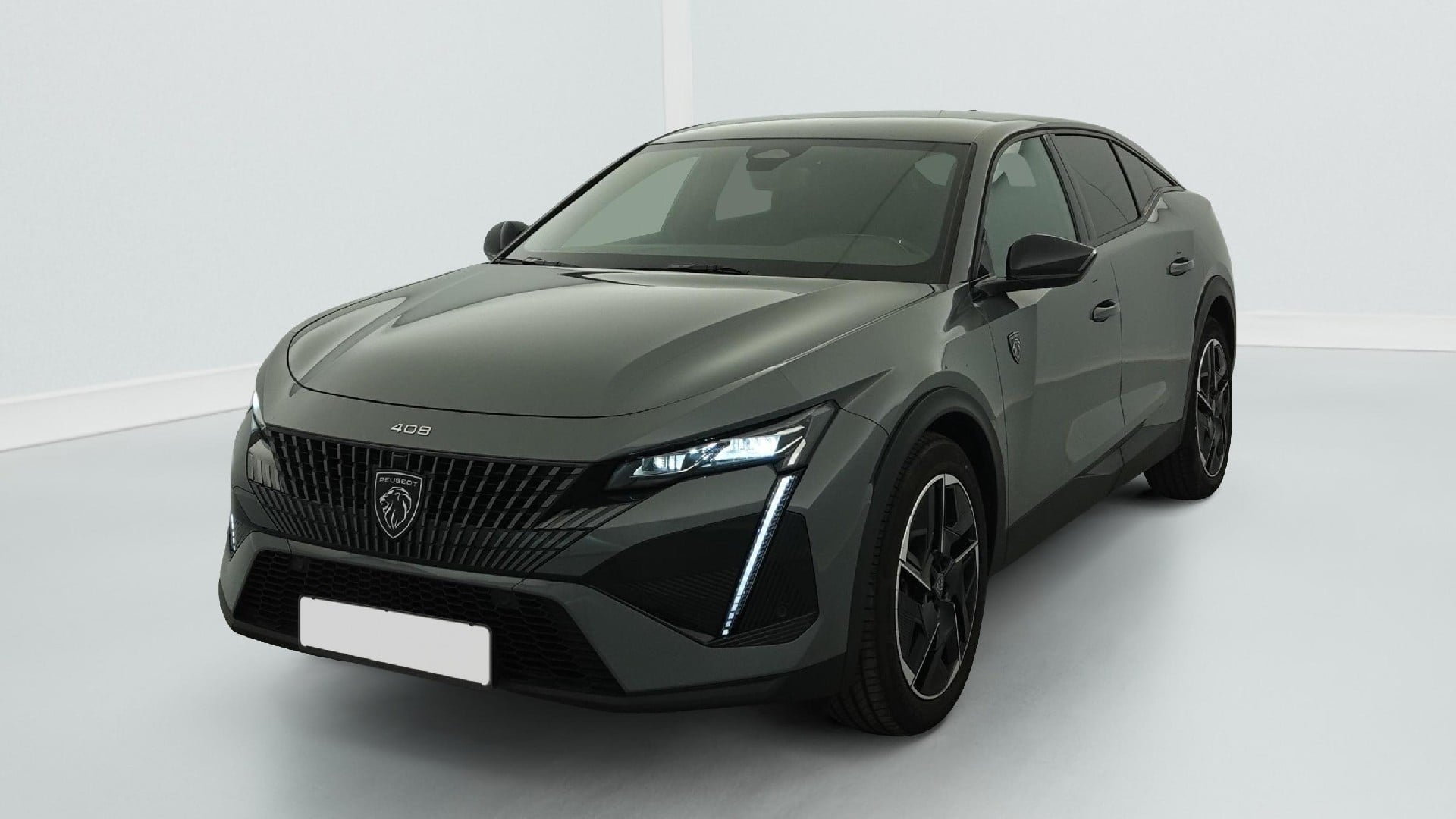 Peugeot 408 Hybrid 145 e-DCS6 GT photo