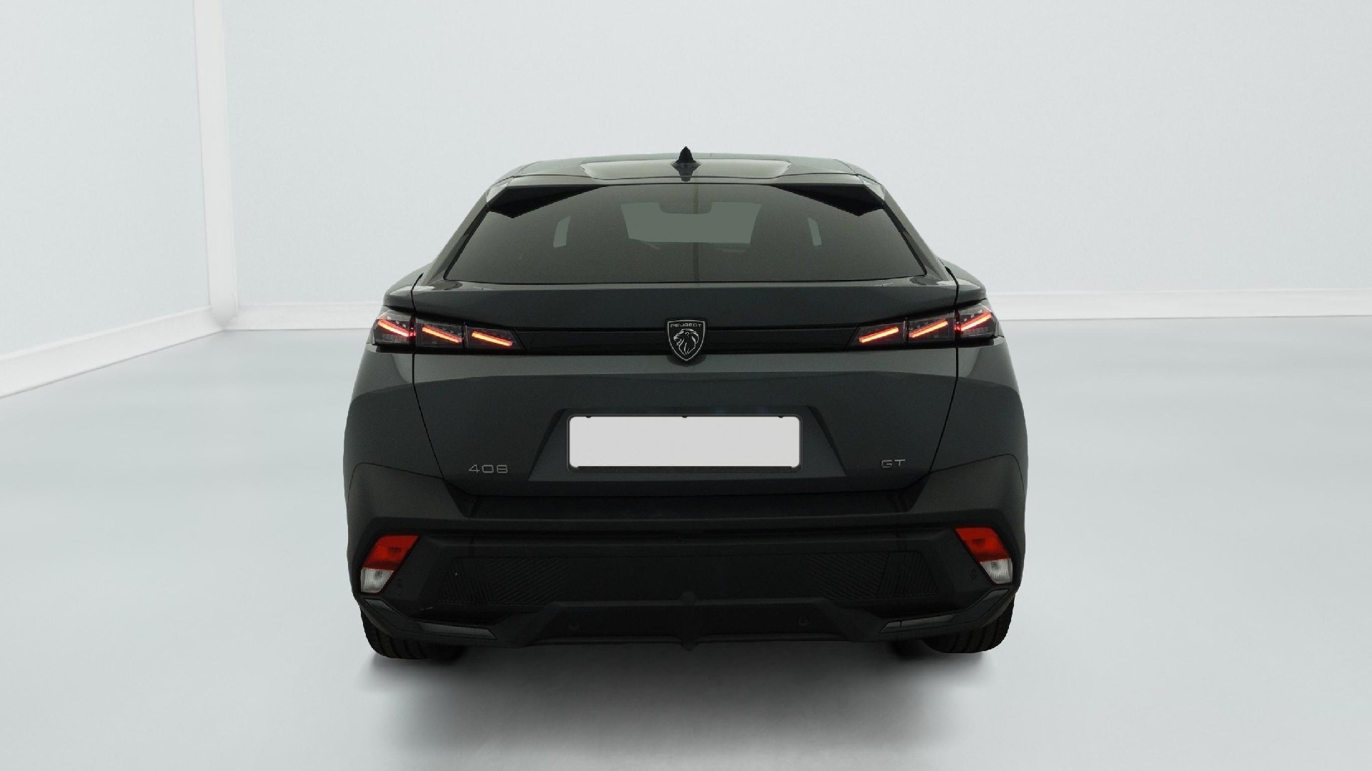 Peugeot 408 Hybrid 145 e-DCS6 GT photo