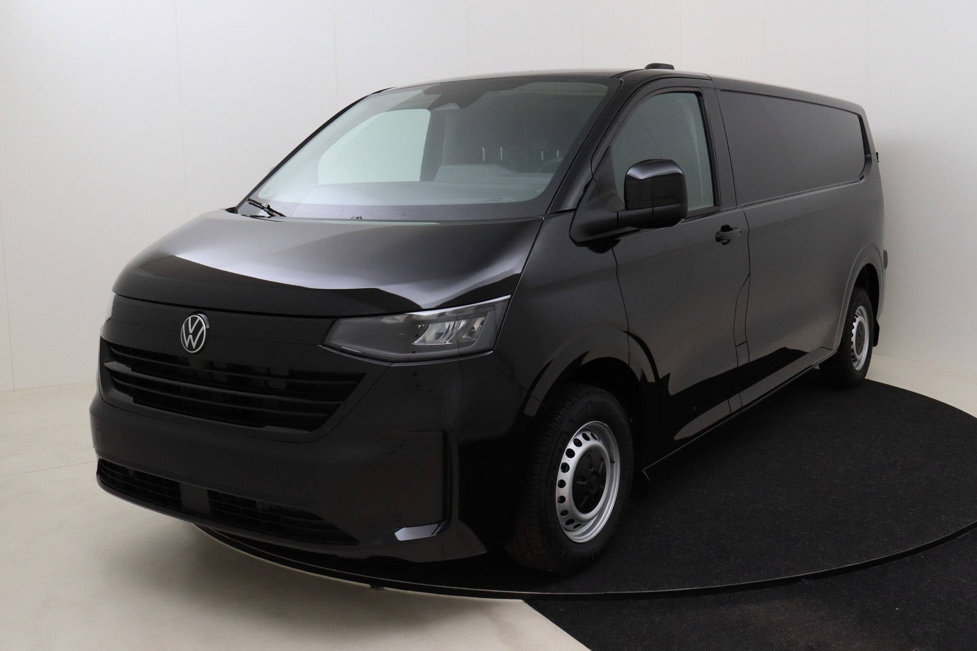 Volkswagen Transporter T7 Fourgon 3500 mm 2,0 TDI 170 hp Aut.