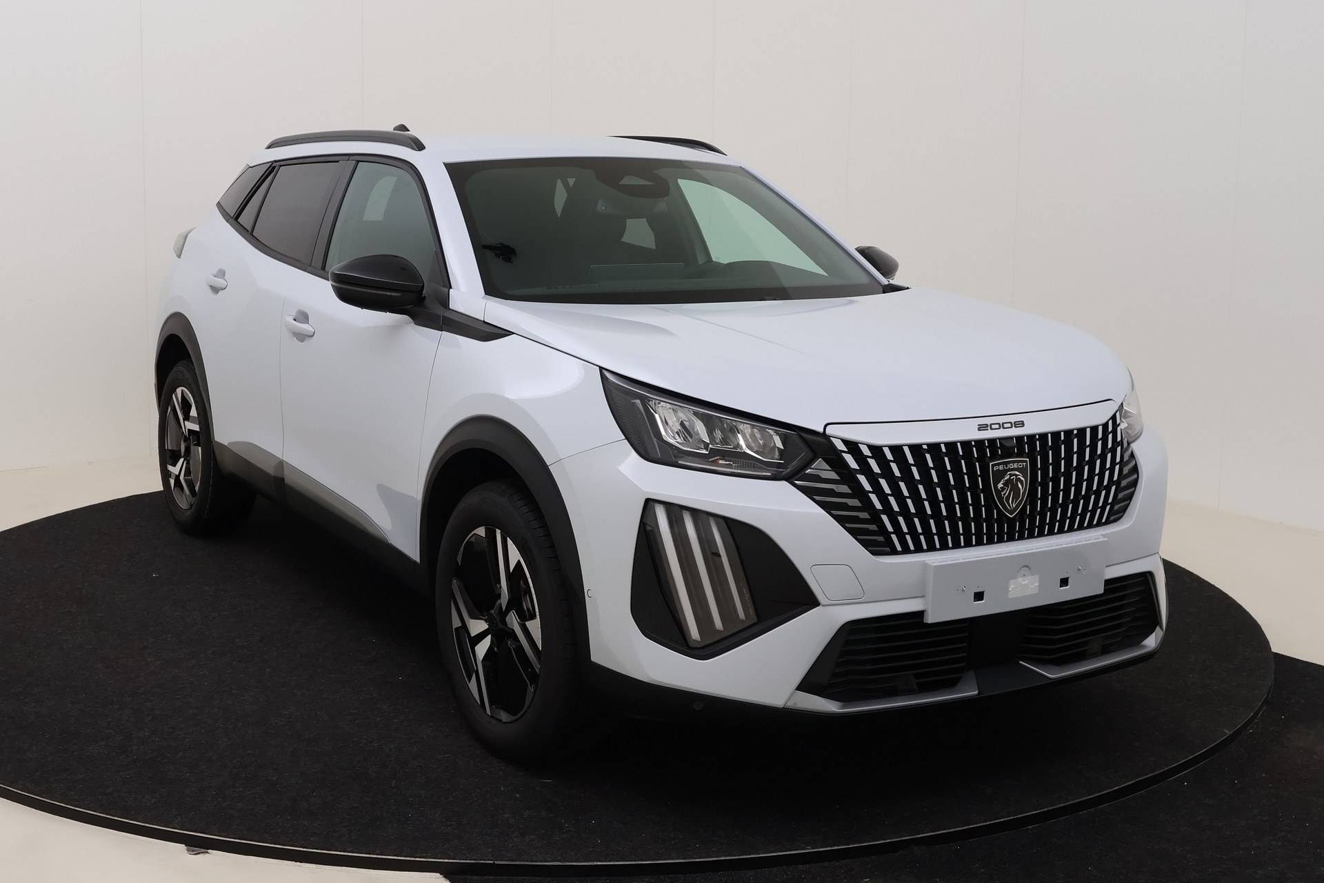 Peugeot 2008 Allure Hybrid 145 hp e-DSC6 photo