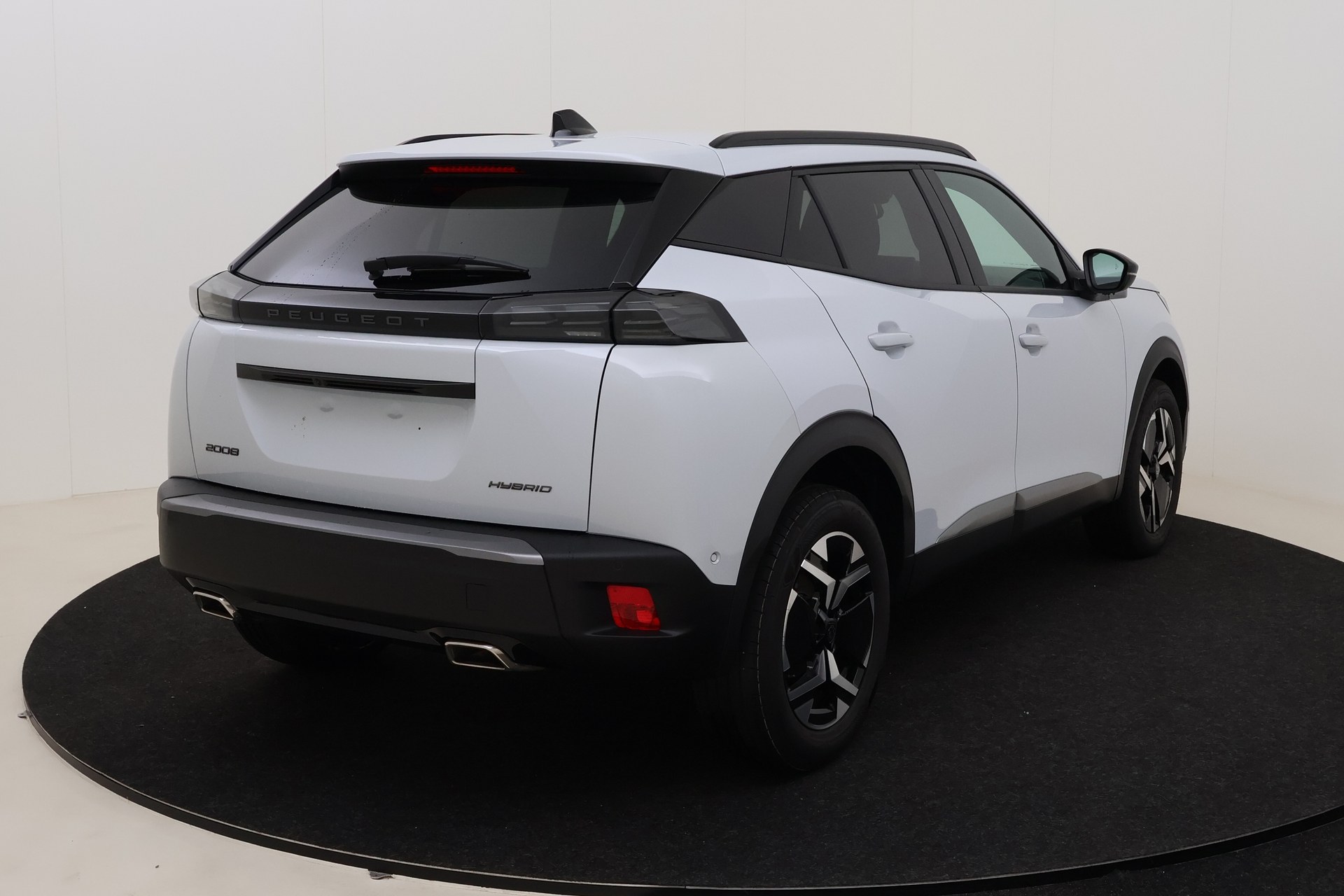 Peugeot 2008 Allure Hybrid 145 hp e-DSC6 photo