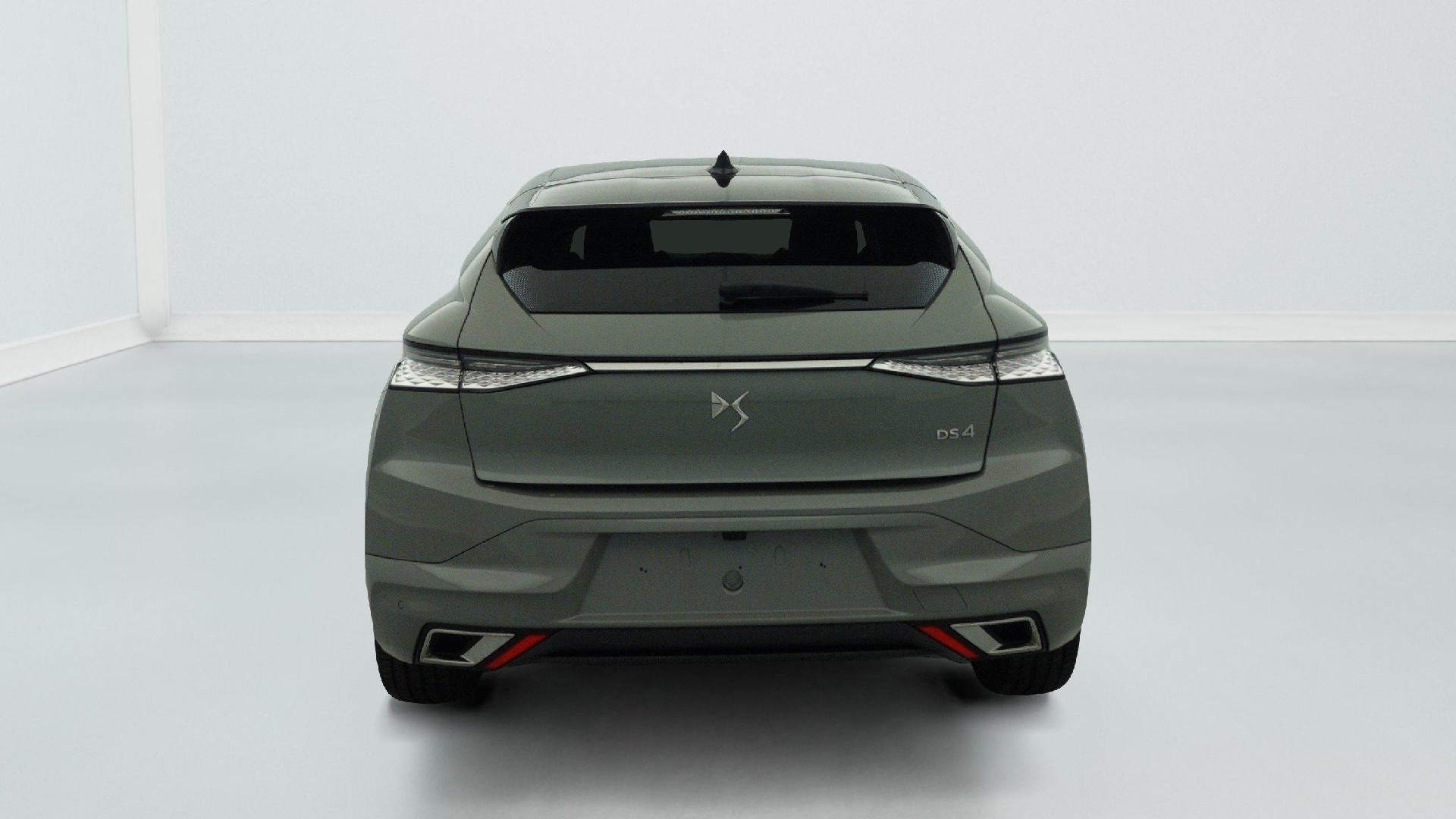 DS DS4 PureTech 130 EAT8 Rivoli photo