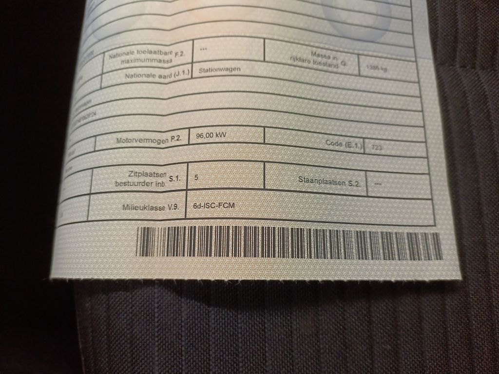 Peugeot 308 SW 1.2 PureTech 130 S&S Active Pack 5d photo