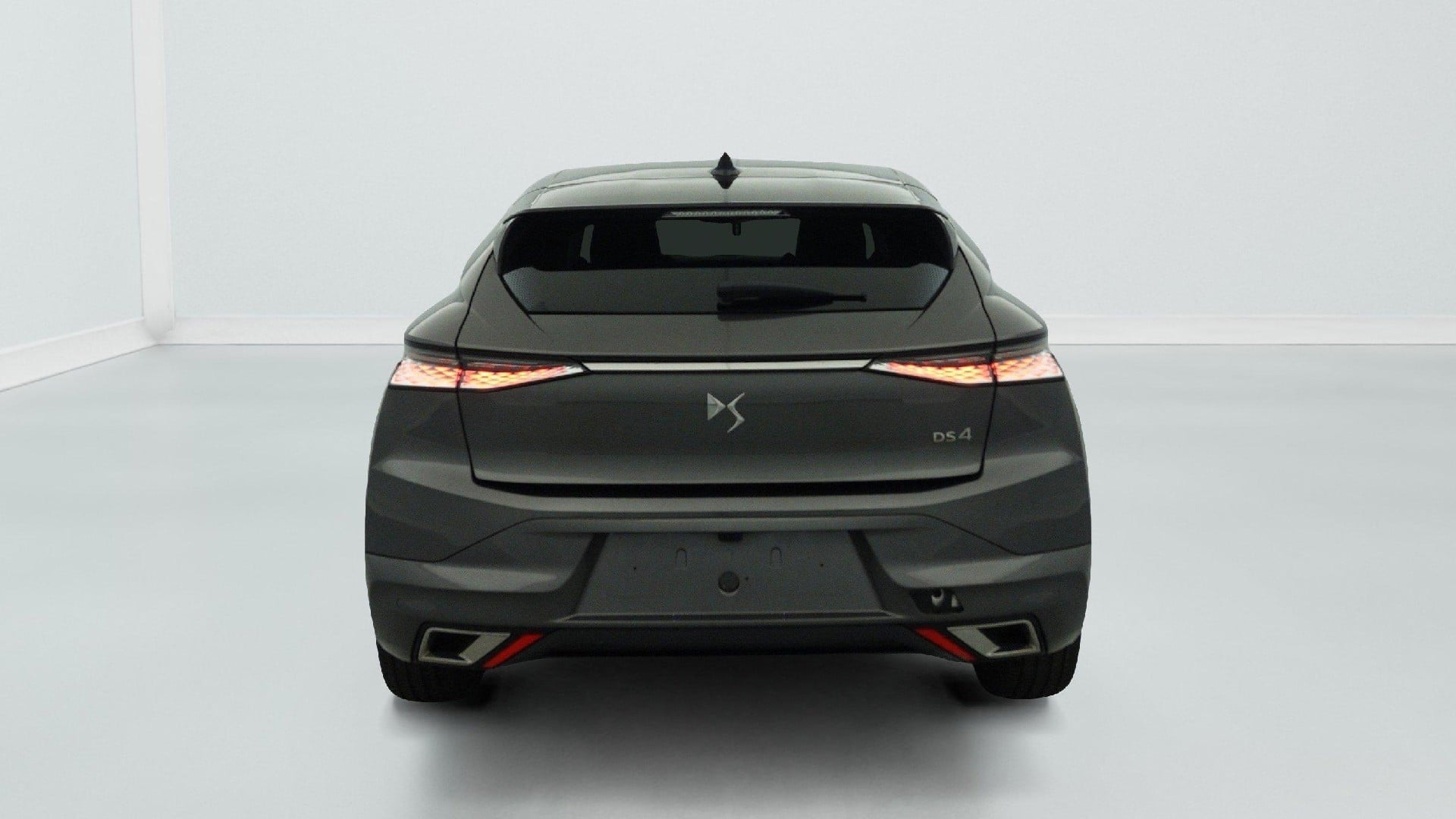 DS DS4 PureTech 130 EAT8 Rivoli photo