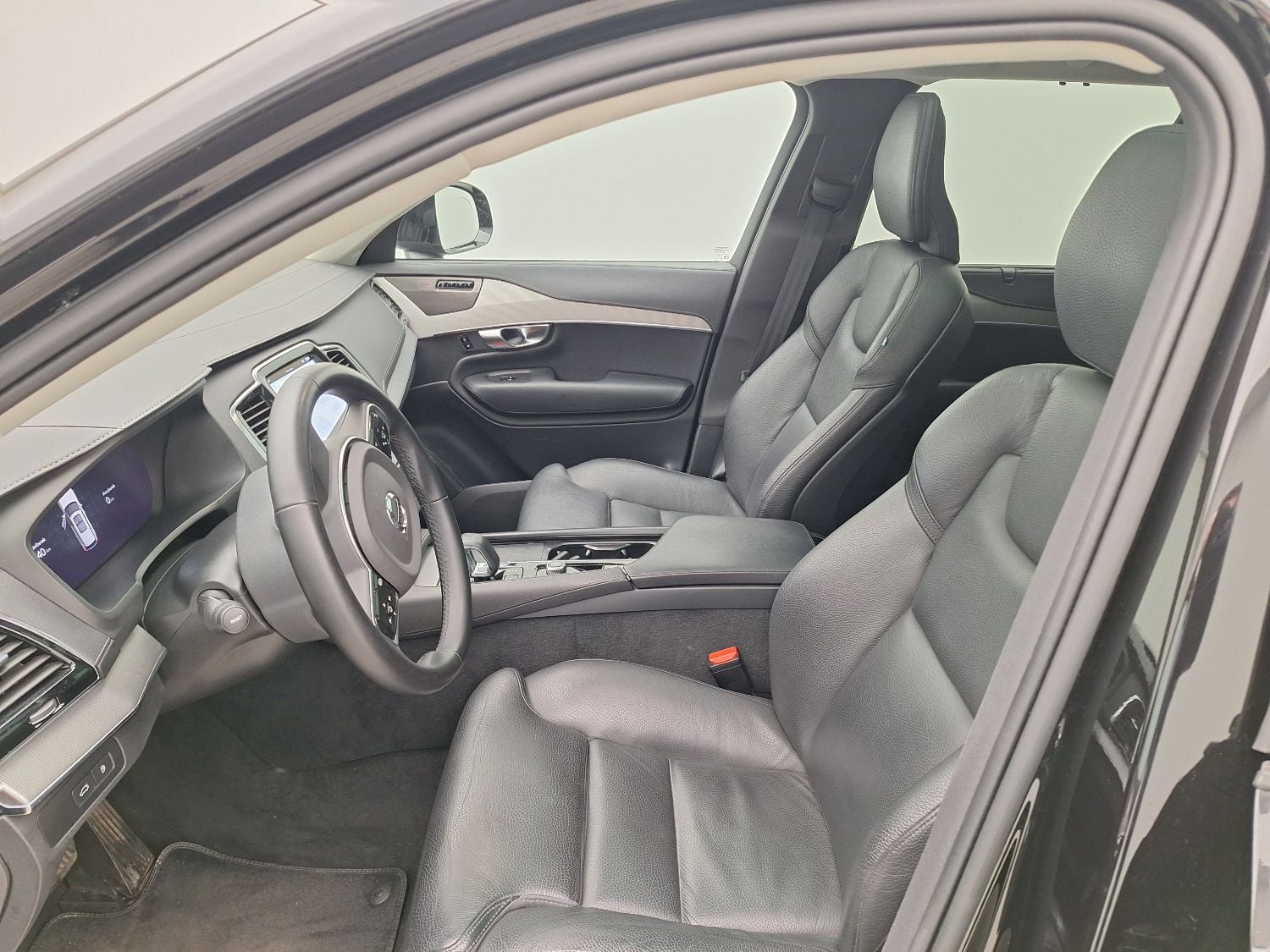 Volvo, XC90 FL'20 PHEV, Volvo XC90 2.0 T8 4WD Plus Dark Aut. 5d photo