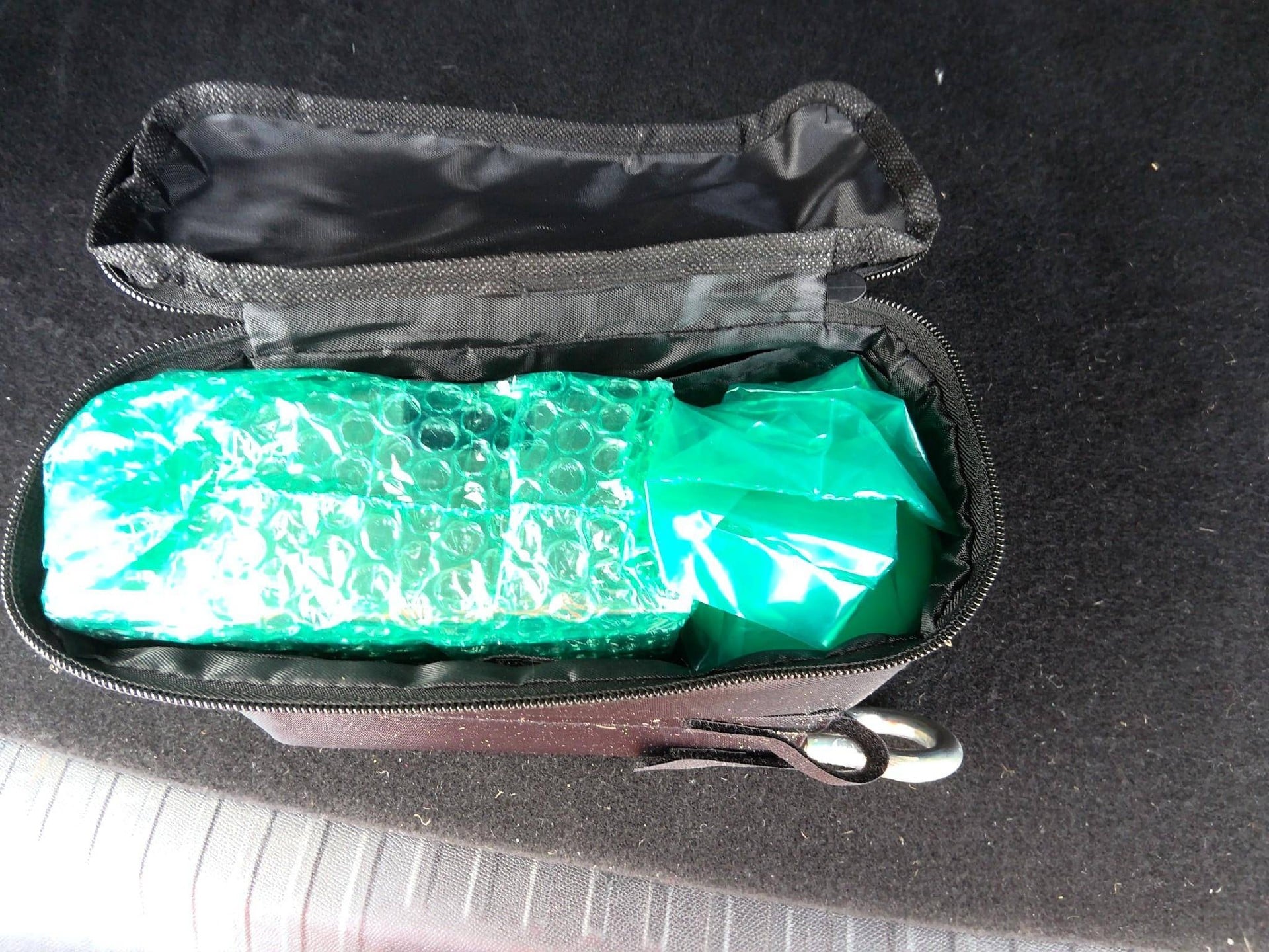 Peugeot 3008 Allure 3008 Hybrid 136 e-DCS6 photo