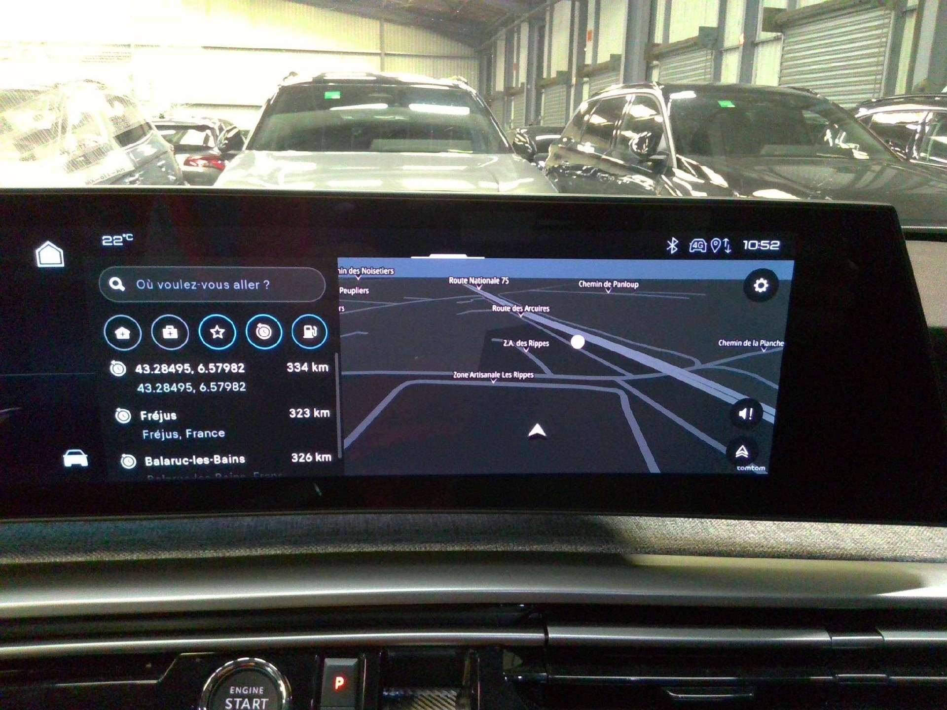 Peugeot 3008 Allure 3008 Hybrid 136 e-DCS6 photo