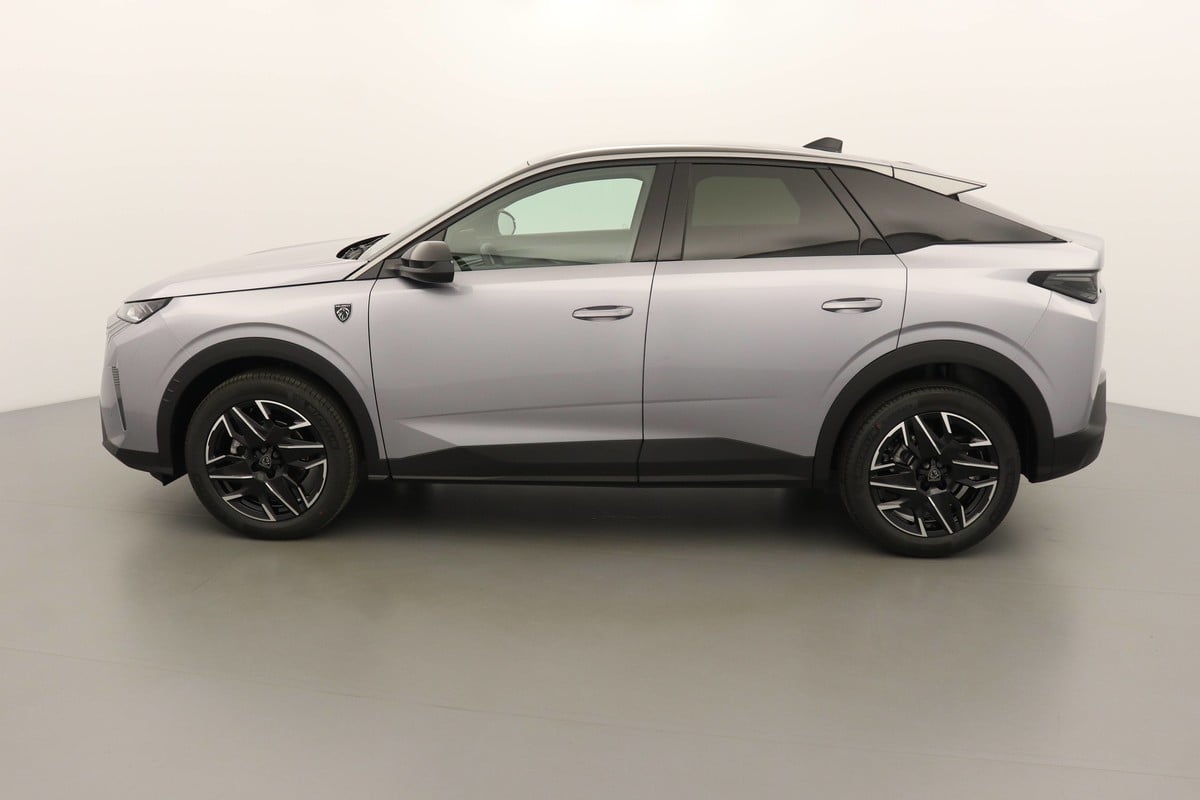 Peugeot 3008 GT 1.2 Hybrid Electric/Gasoline 147hp photo