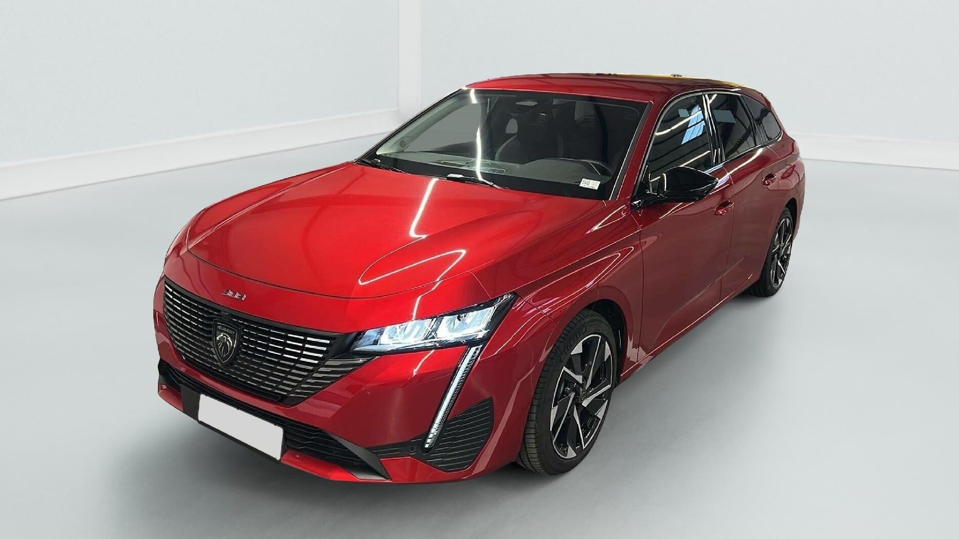 Peugeot 308 SW Hybrid 145 e-DCS6 Allure photo