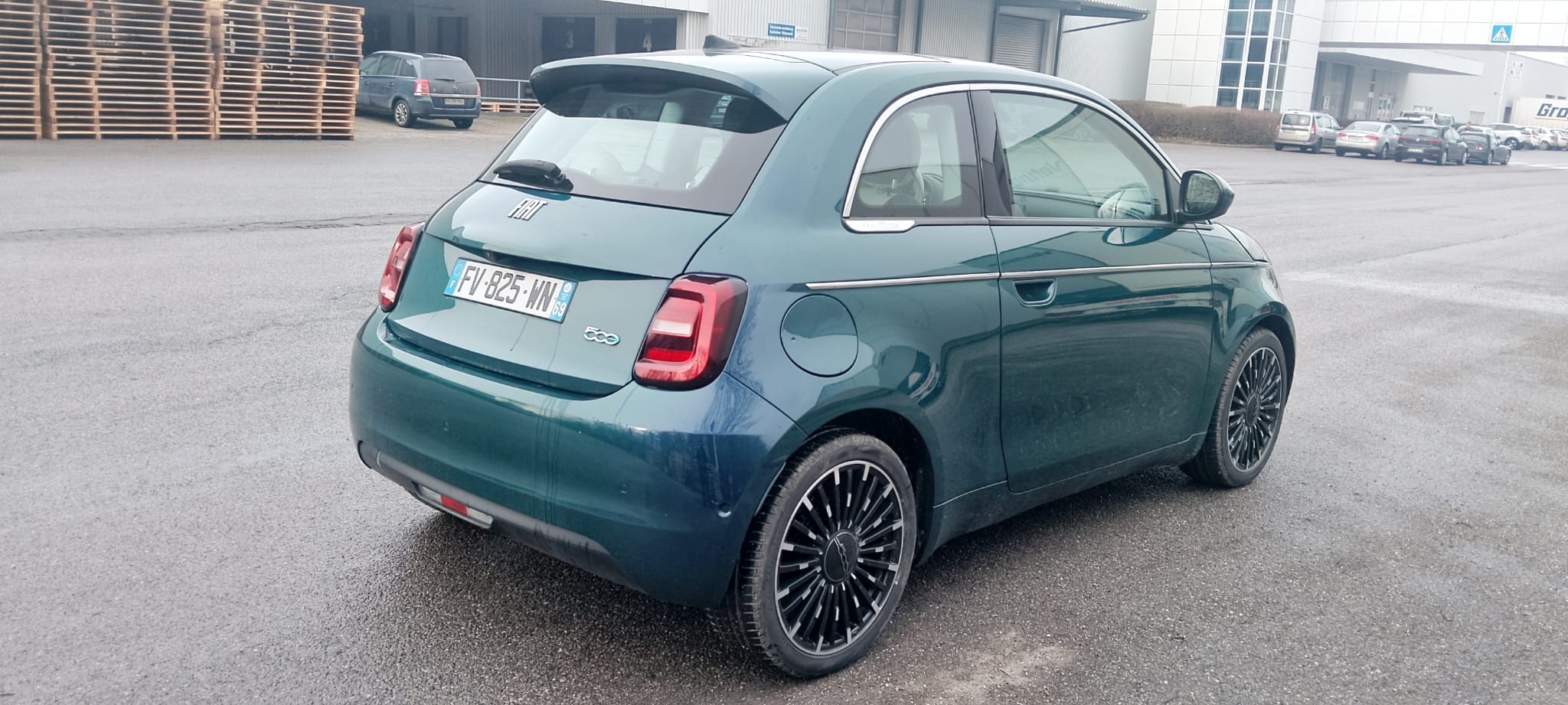 Fiat 500e La Prima Elektro 118hp photo