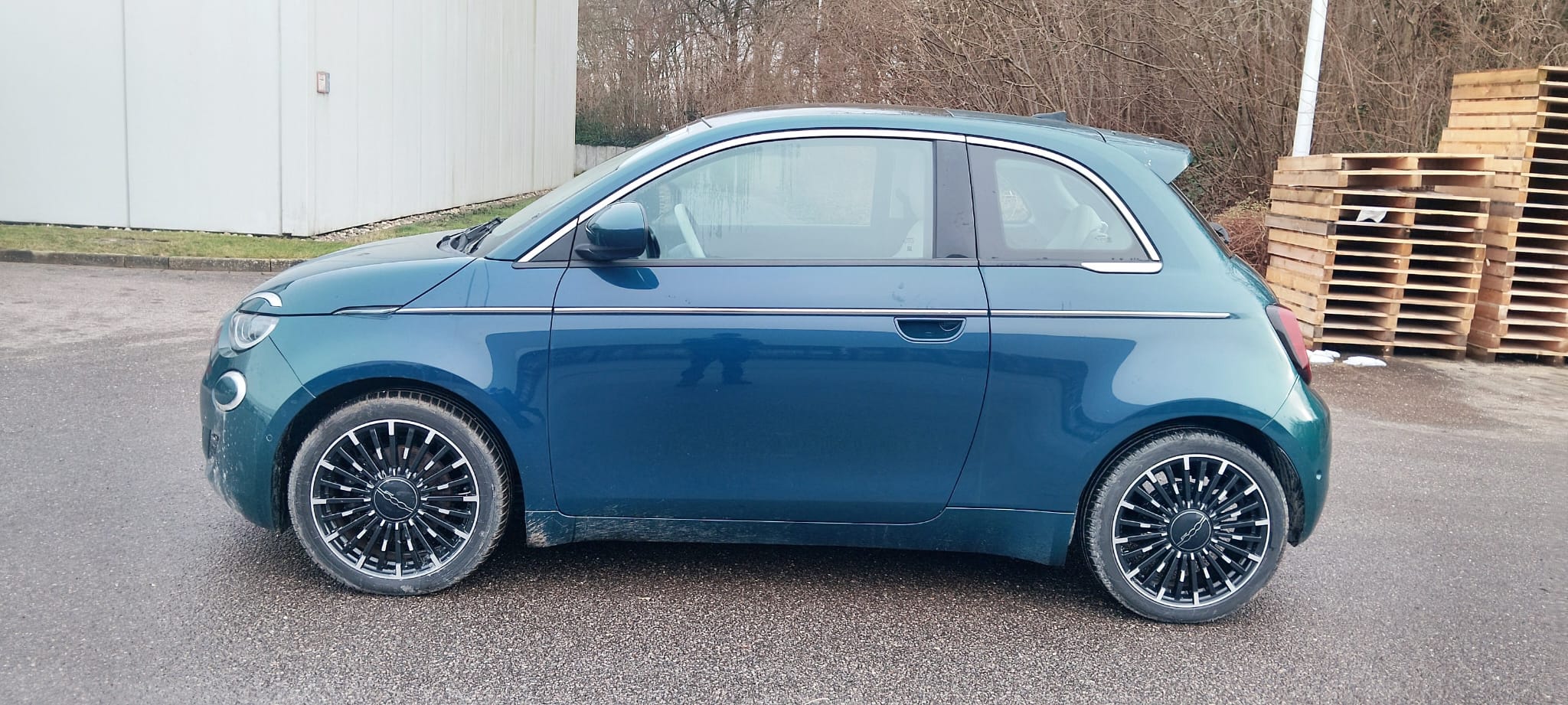 Fiat 500e La Prima Elektro 118hp photo