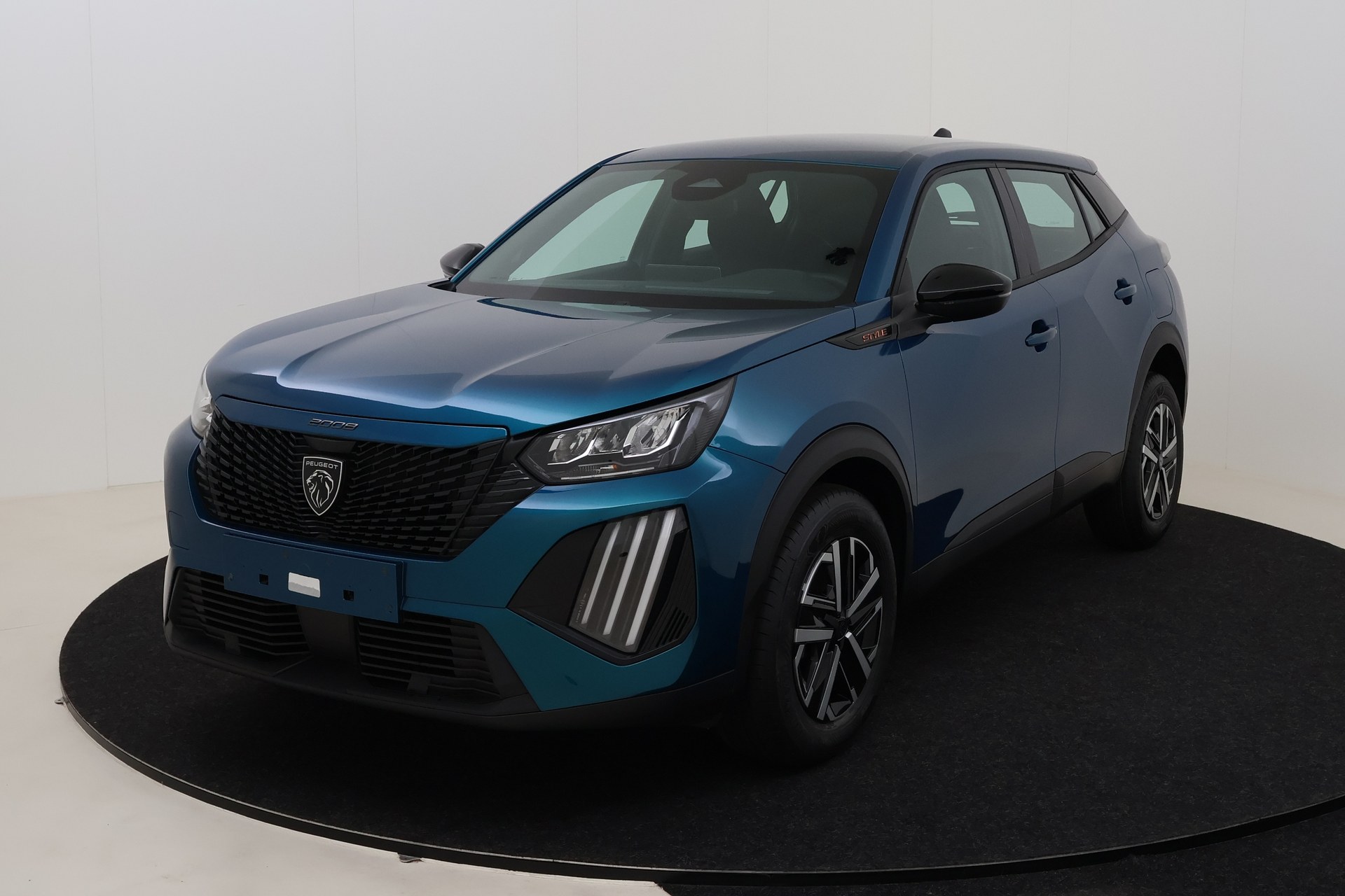 Peugeot 2008 Style 1.2 Turbo 100 hp Man. 6