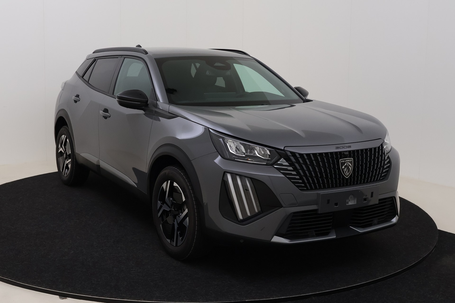 Peugeot 2008 Allure 1.2 Turbo 100 hp Man. 6 photo