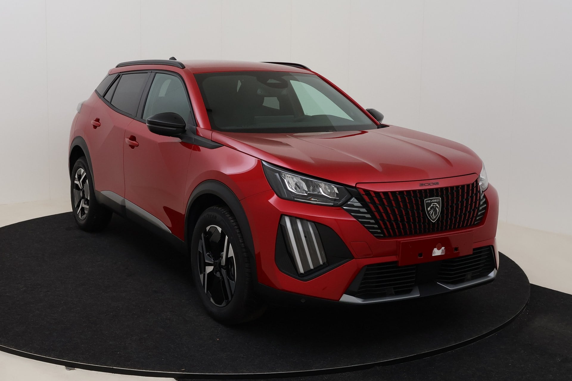 Peugeot 2008 Allure 1.2 Turbo 100 hp Man. 6 photo