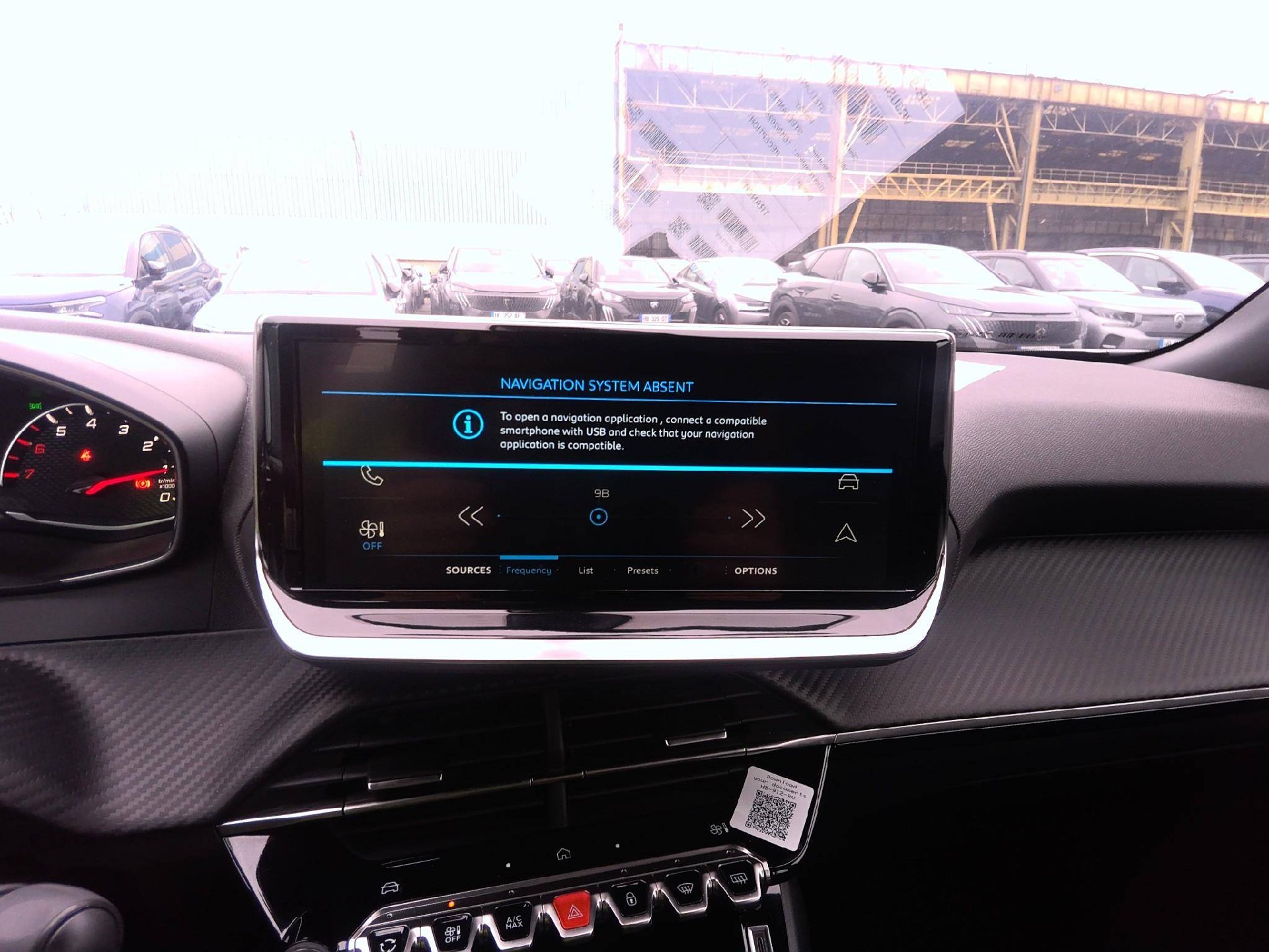 Peugeot 2008 Style 1.2L 100hp S&S (BVM6 manual) photo