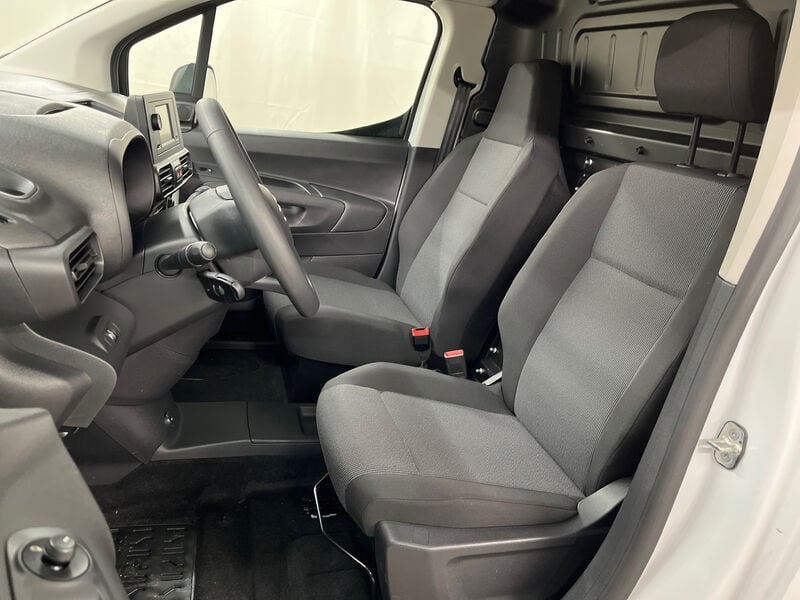 Citroen e-Berlingo Van 50 kWh Electric 50 kWh (WLTP range 272 km) photo