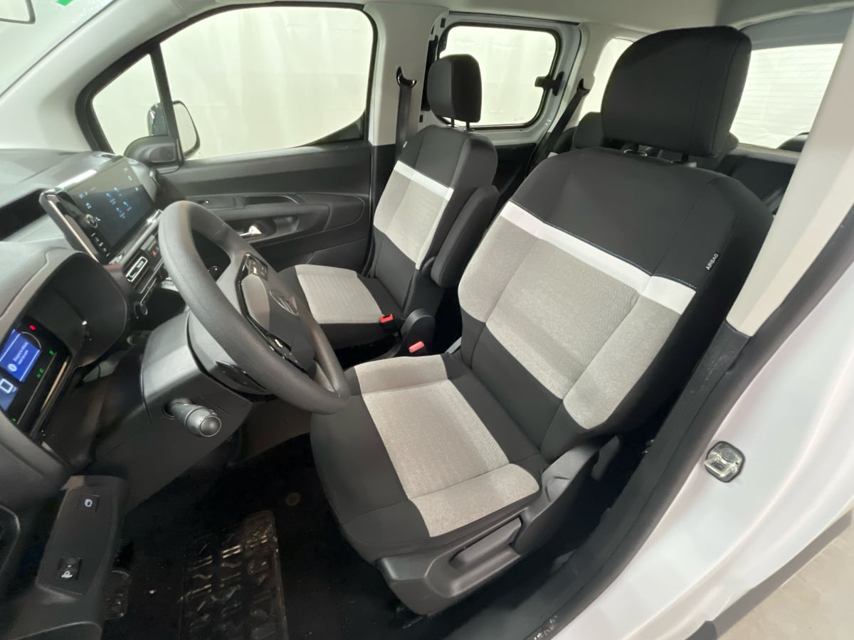Citroen e-Berlingo PLUS Electric 54 kWh (Single phase) photo