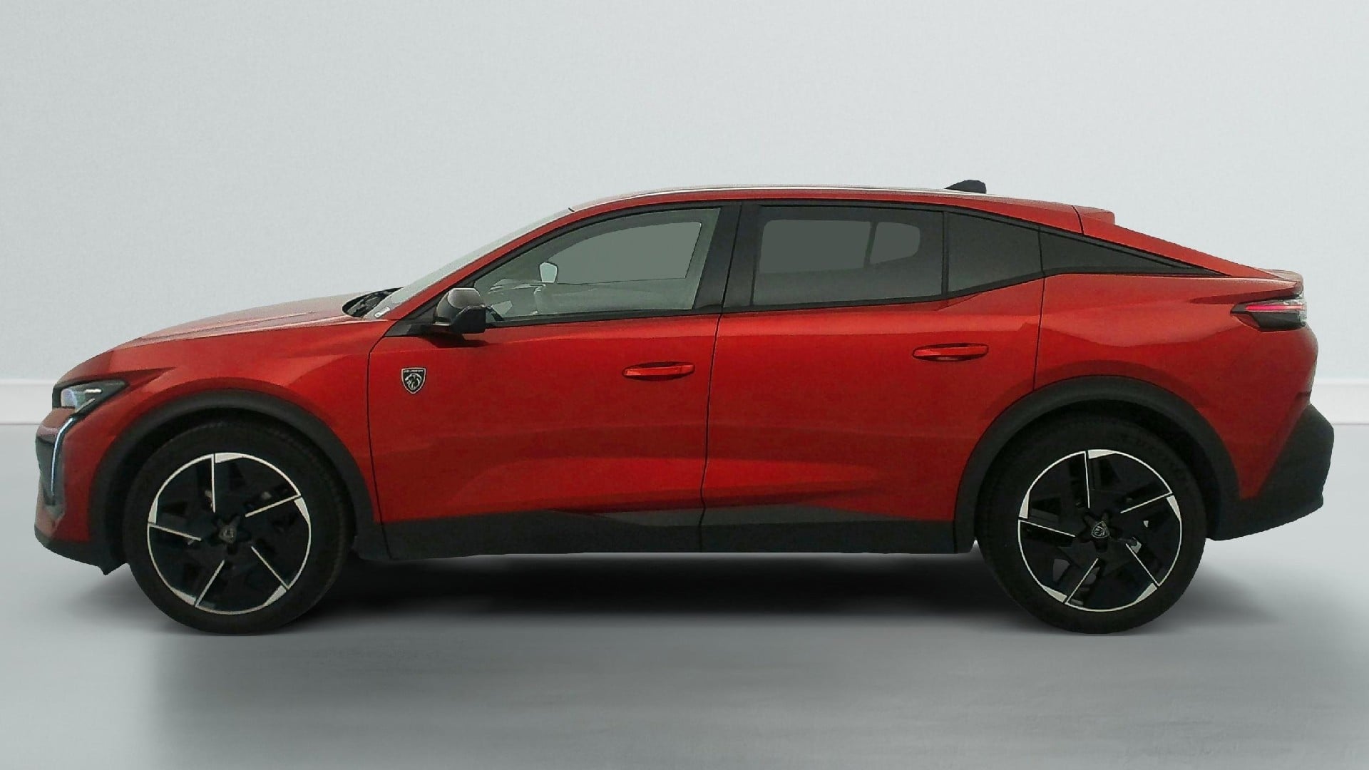 Peugeot 408 Hybrid 145 e-DCS6 GT photo