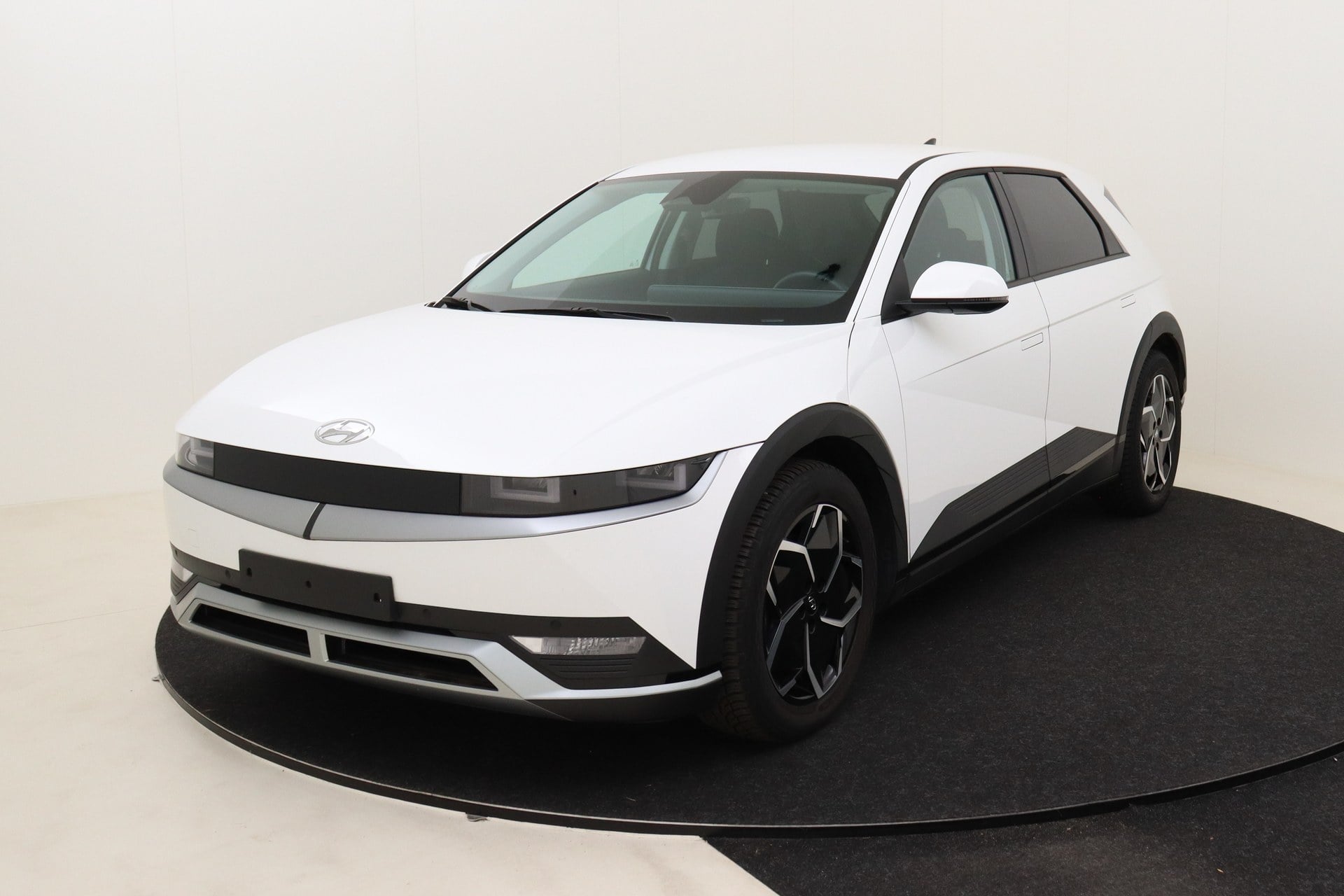 Hyundai IONIQ 5 Core 58 kWh 166 hp