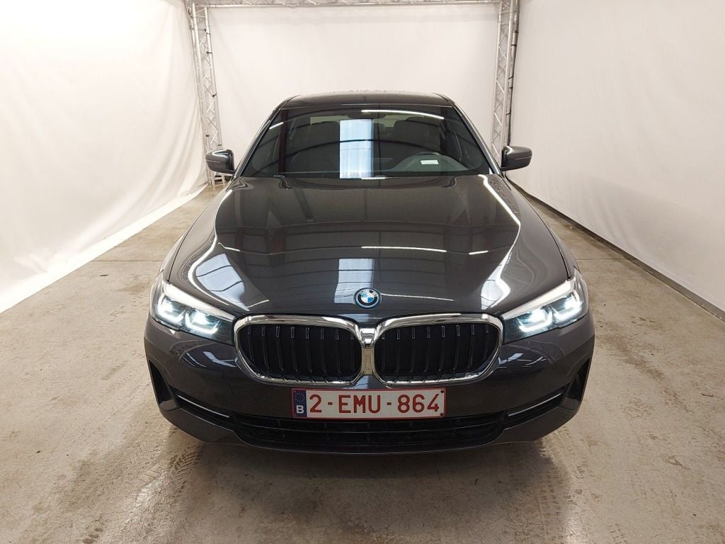BMW 5 Reeks Berline 530e 200kW 4d photo