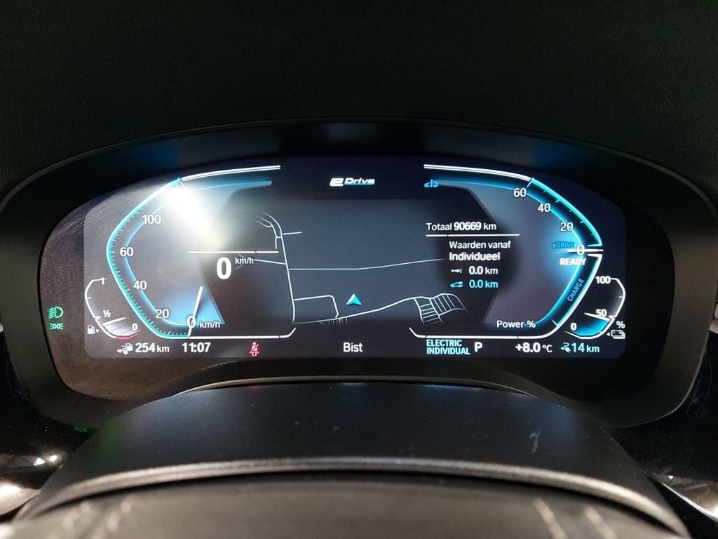 BMW 5 Reeks Berline 530e 200kW 4d photo