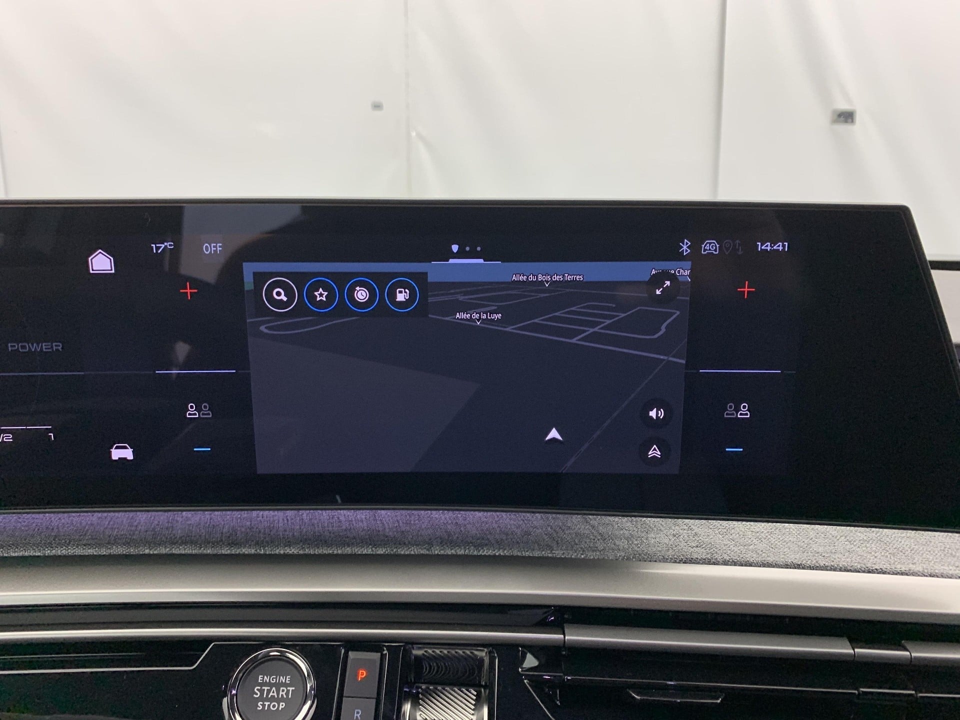 Peugeot 3008 Hybrid 145 e-DCS6 GT photo